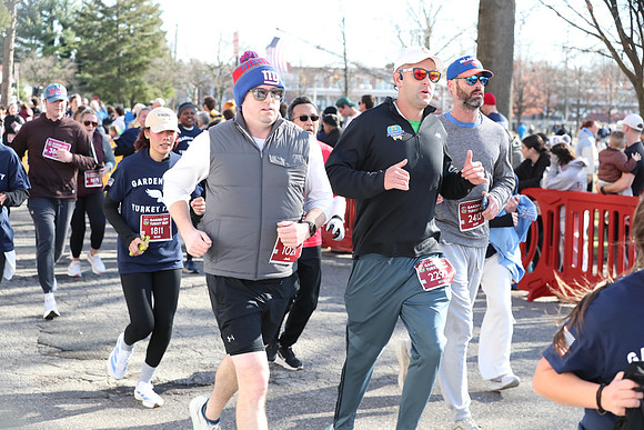 Finish5Mile_1925
