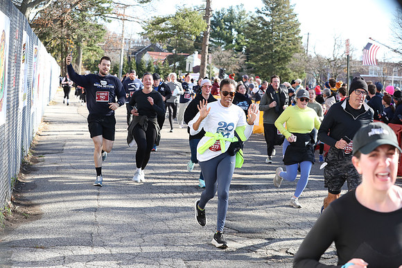 Finish5Mile_1935