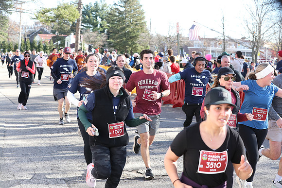Finish5Mile_1964