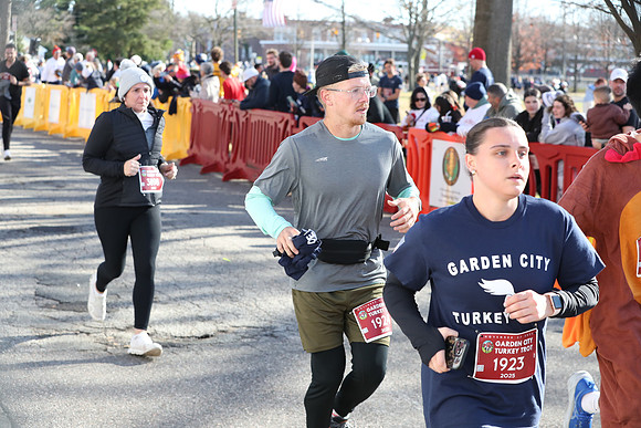 Finish5Mile_1980