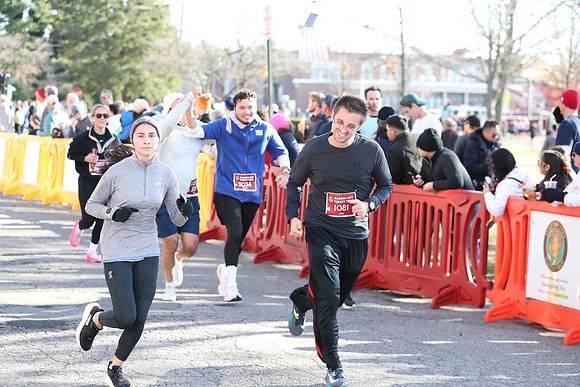 Finish5Mile_2004