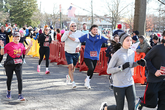 Finish5Mile_2007