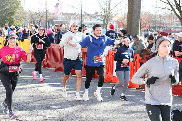 Finish5Mile_2009