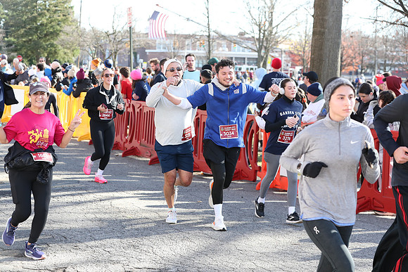 Finish5Mile_2008