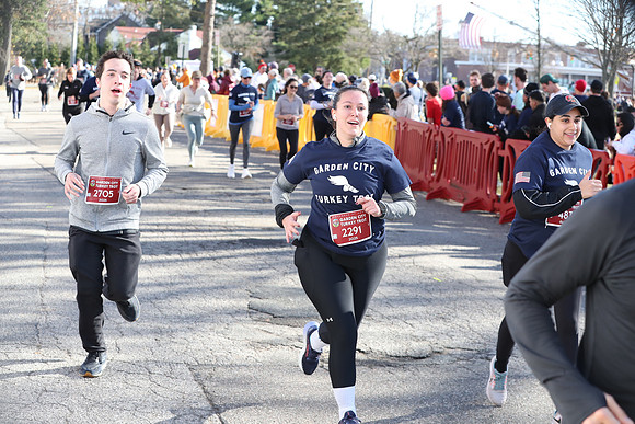 Finish5Mile_2015