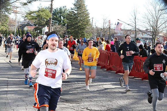 Finish5Mile_2045