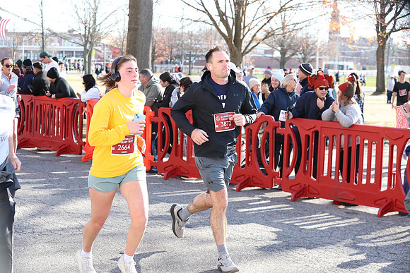 Finish5Mile_2049