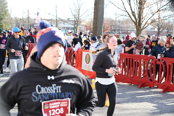 Finish5Mile_2052