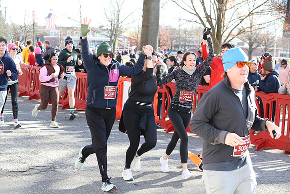 Finish5Mile_2057