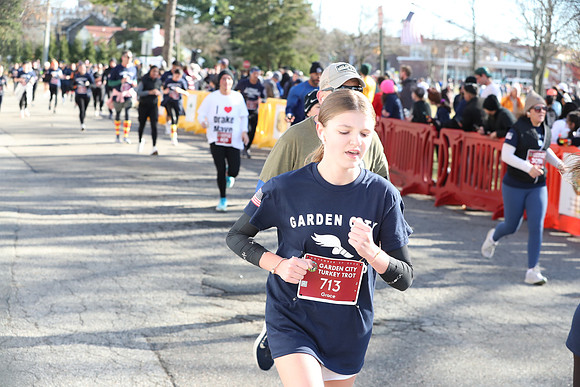 Finish5Mile_2086
