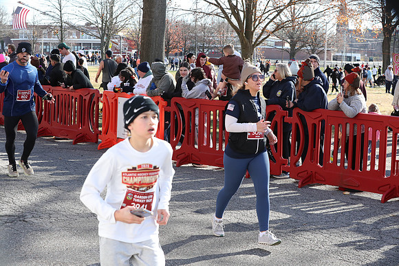 Finish5Mile_2089