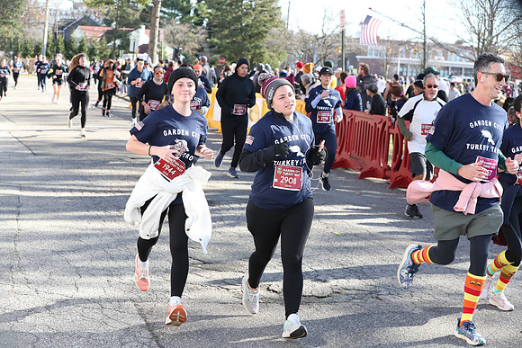 Finish5Mile_2098