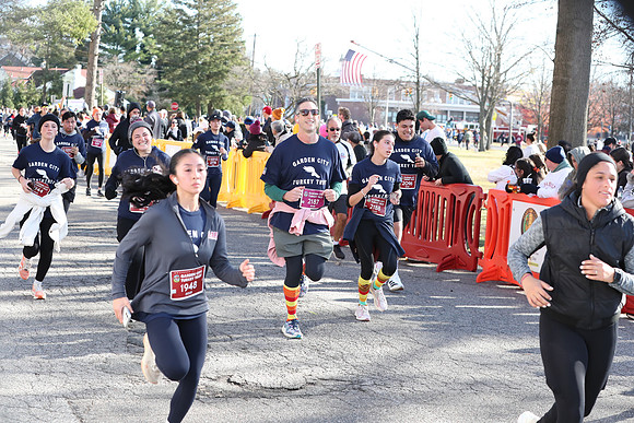 Finish5Mile_2096
