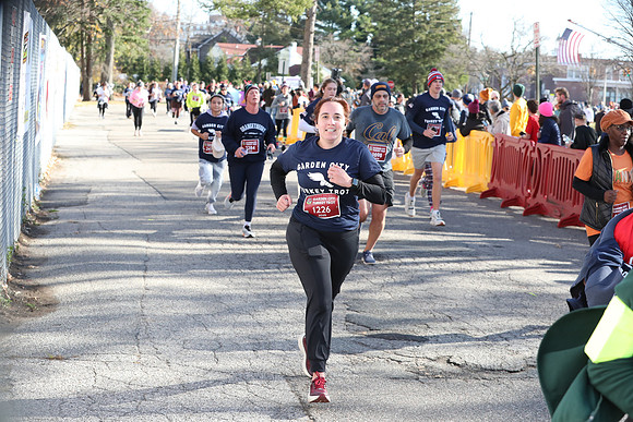Finish5Mile_2116