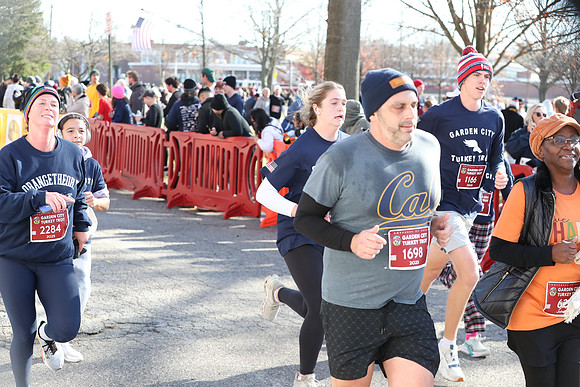 Finish5Mile_2122