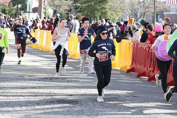 Finish5Mile_2128