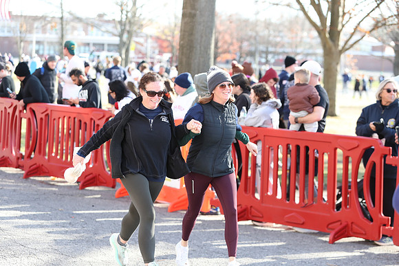 Finish5Mile_2144