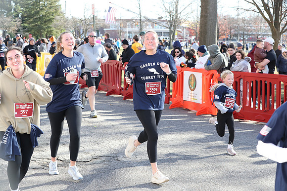 Finish5Mile_2160
