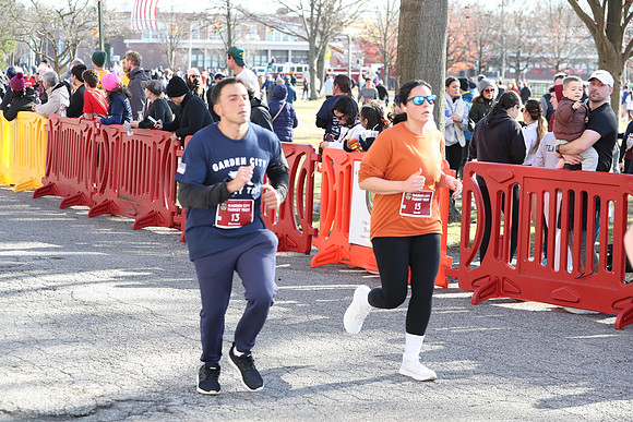 Finish5Mile_2201