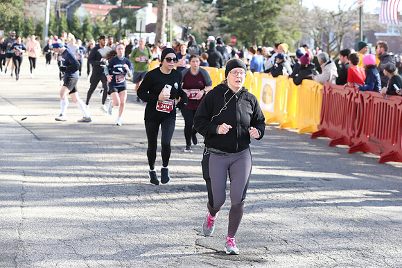 Finish5Mile_2208