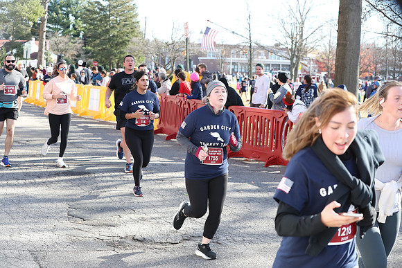 Finish5Mile_2225