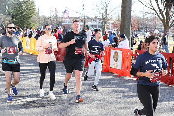 Finish5Mile_2231