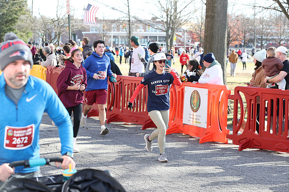 Finish5Mile_2239