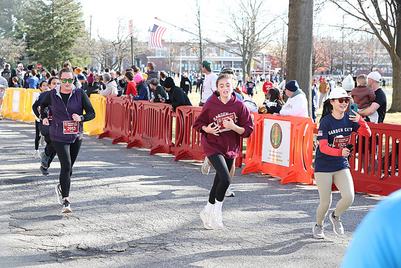 Finish5Mile_2240