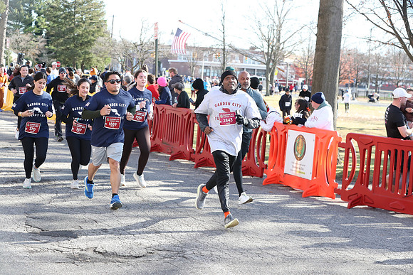 Finish5Mile_2260