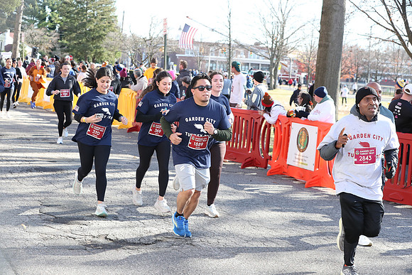 Finish5Mile_2263