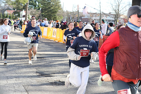 Finish5Mile_2275