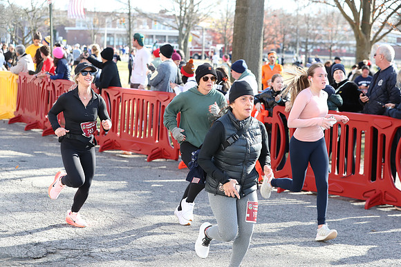 Finish5Mile_2294