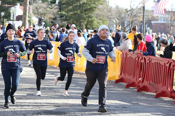 Finish5Mile_2298