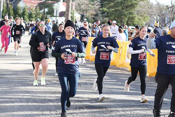 Finish5Mile_2299