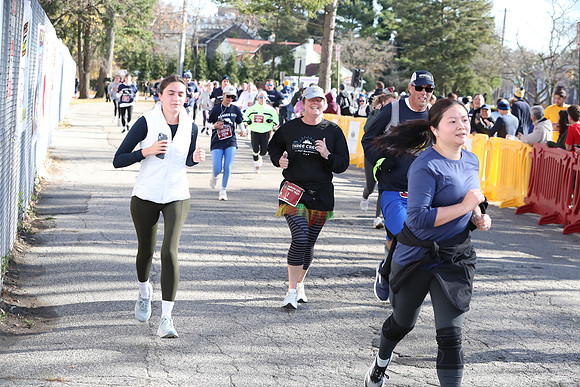 Finish5Mile_2312