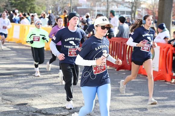 Finish5Mile_2318