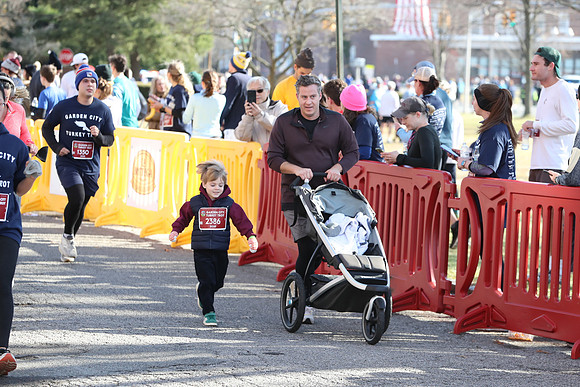 Finish5Mile_2332