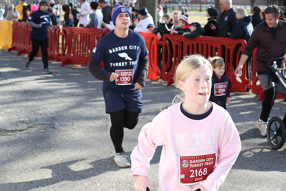 Finish5Mile_2340