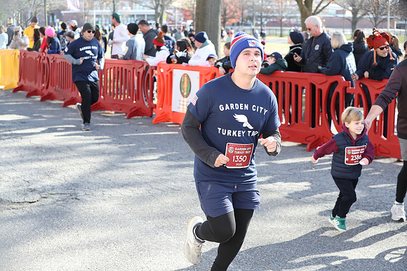 Finish5Mile_2341