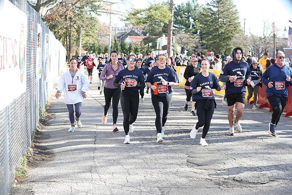 Finish5Mile_2343