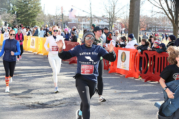 Finish5Mile_2358