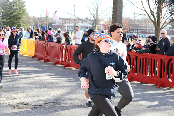 Finish5Mile_2385