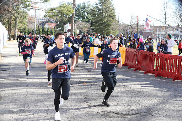 Finish5Mile_2392