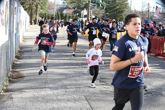 Finish5Mile_2393