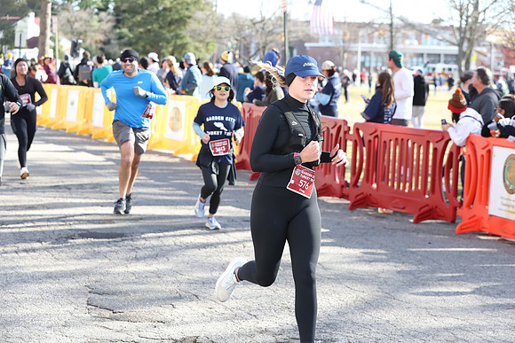 Finish5Mile_2401