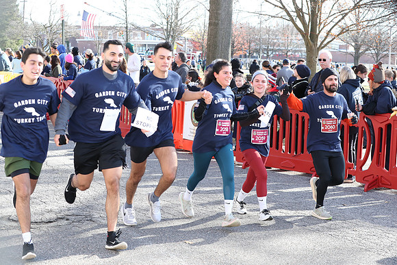 Finish5Mile_2399