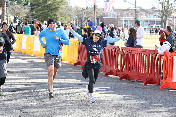 Finish5Mile_2402
