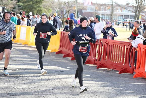 Finish5Mile_2408