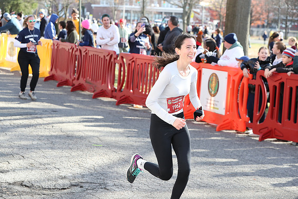 Finish5Mile_2414