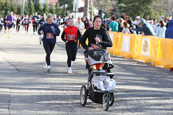 Finish5Mile_2416